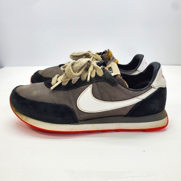 Nike Waffle Trainer 2 Youth Size 4.5 Shoes DC6477 005 - Picture 1 of 13